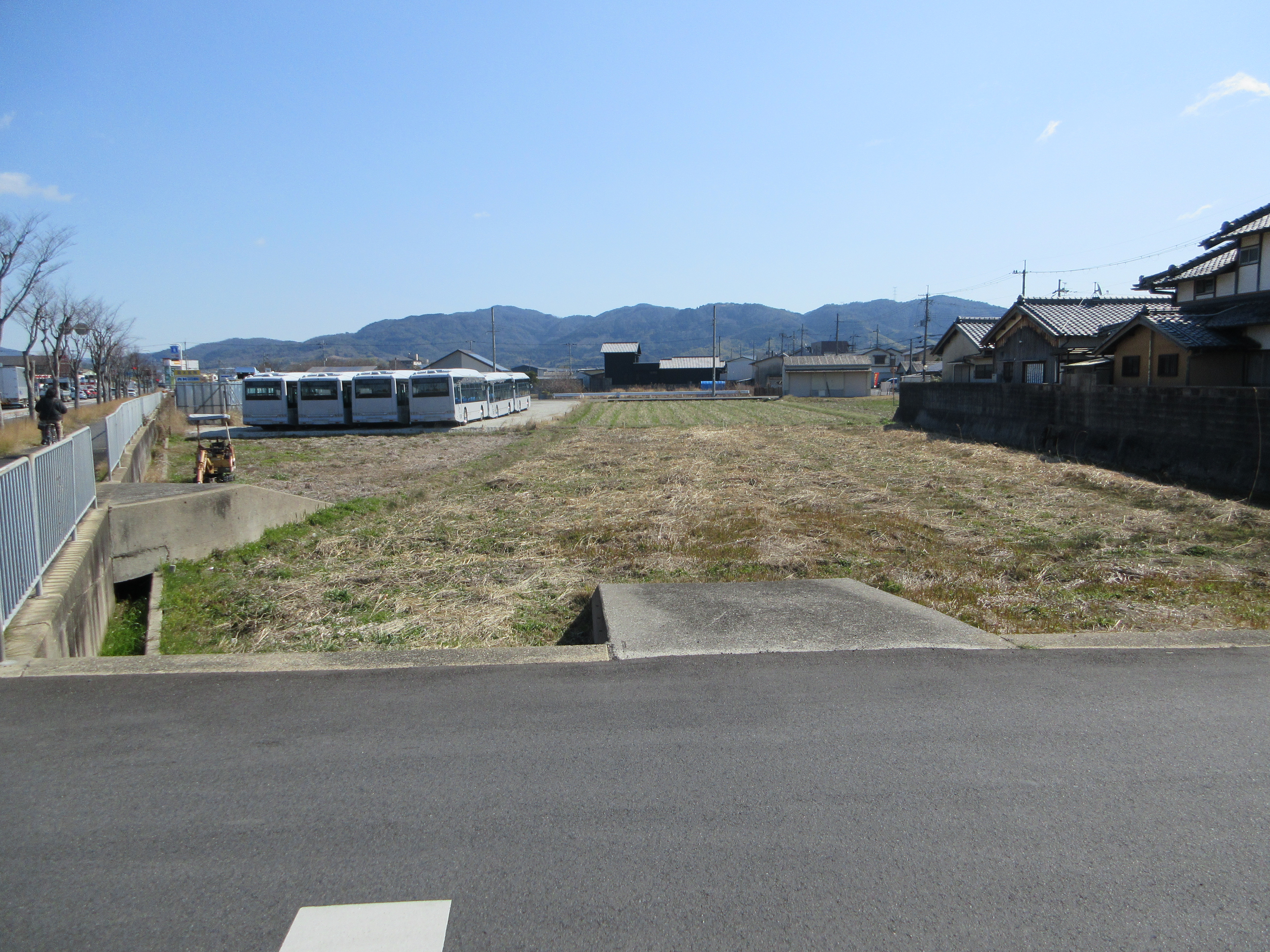 地形よし！場所よし！約400坪の大型貸土地